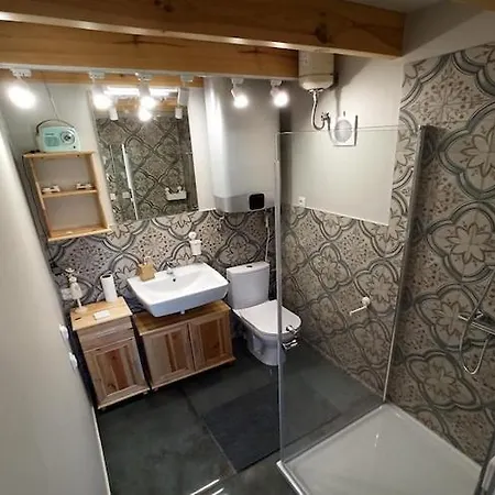 With Private Garden, Sauna, Jacuzzi Holiday home Zitzmin