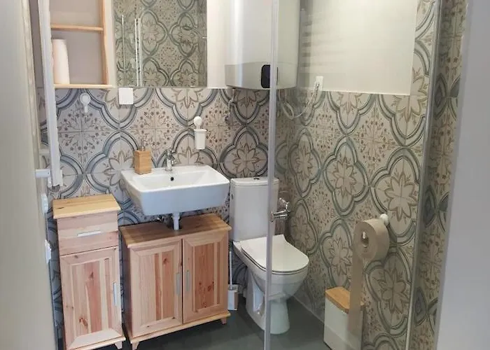 With Private Garden, Sauna, Jacuzzi Zitzmin